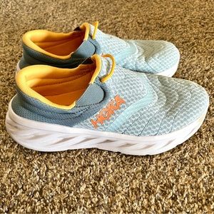 Hoka One One Recovery Women’s Sneakers